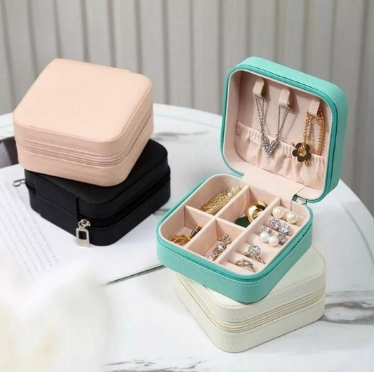 Compact Travel Leather Jewelry Organizer Box – Portable Pocket-sized Case With Zipper Closure
