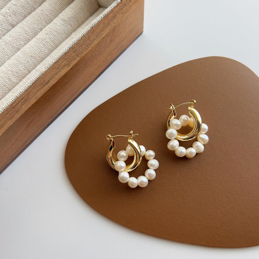 Vintage Cultured Pearl Circle Earrings Personality Trendy Net Red Earrings Elegant All-match Earrings
